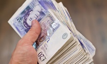 Gilt yields and Brent crude oil price fall